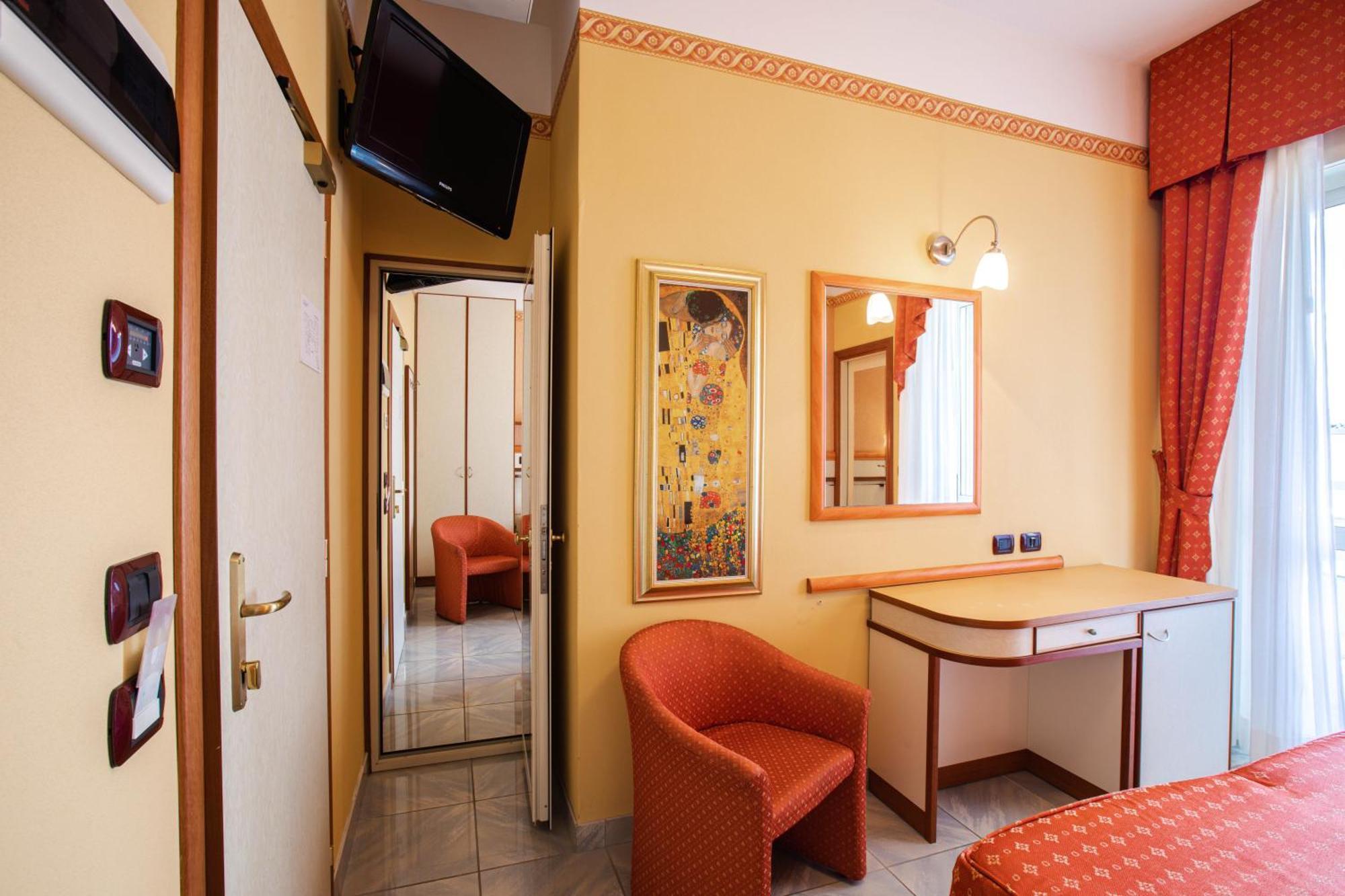 Hotel Excelsior Cesenatico Room photo