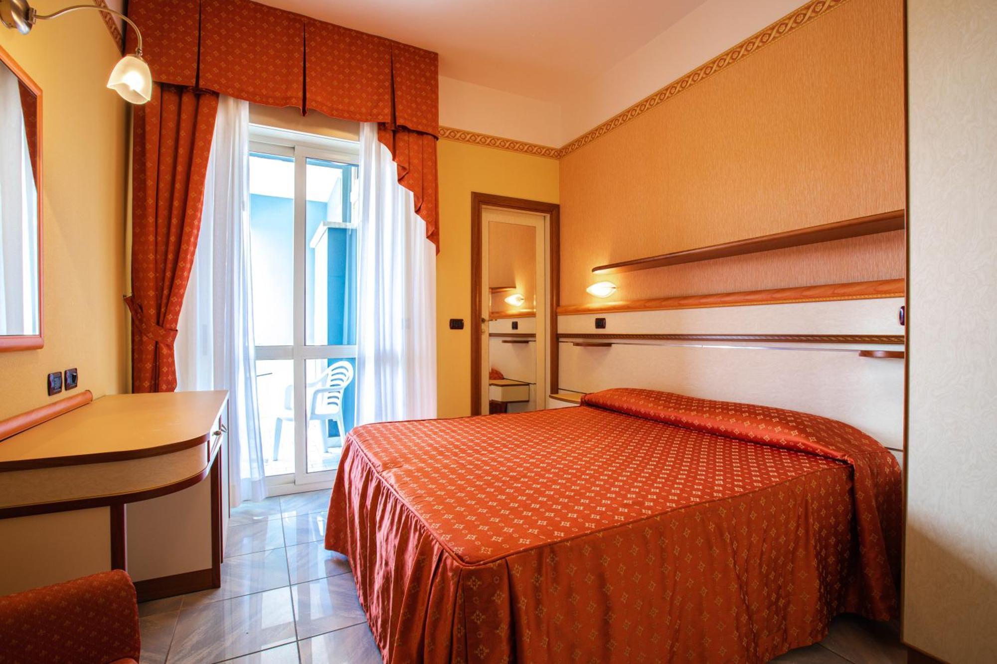 Hotel Excelsior Cesenatico Room photo